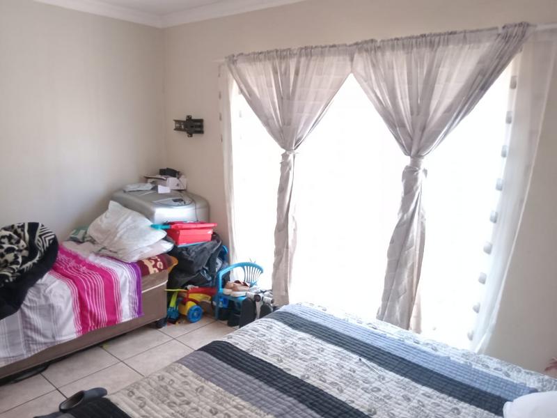 2 Bedroom Property for Sale in Pellissier Free State
